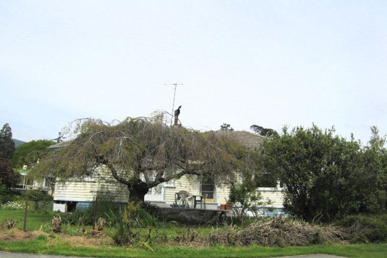 Photo of property in 1/5 Sadlier Street, Stoke, Nelson, 7011