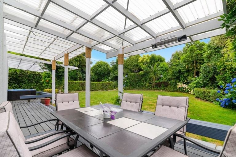 Photo of property in 2 Kerswell Terrace, Tihiotonga, Rotorua, 3015