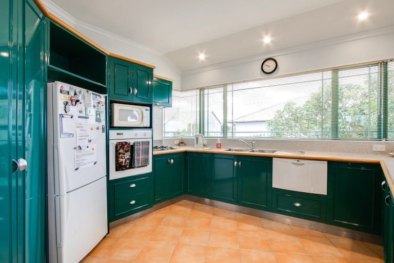 Photo of property in 15 Kavanagh Road, Hospital Hill, Napier, 4110