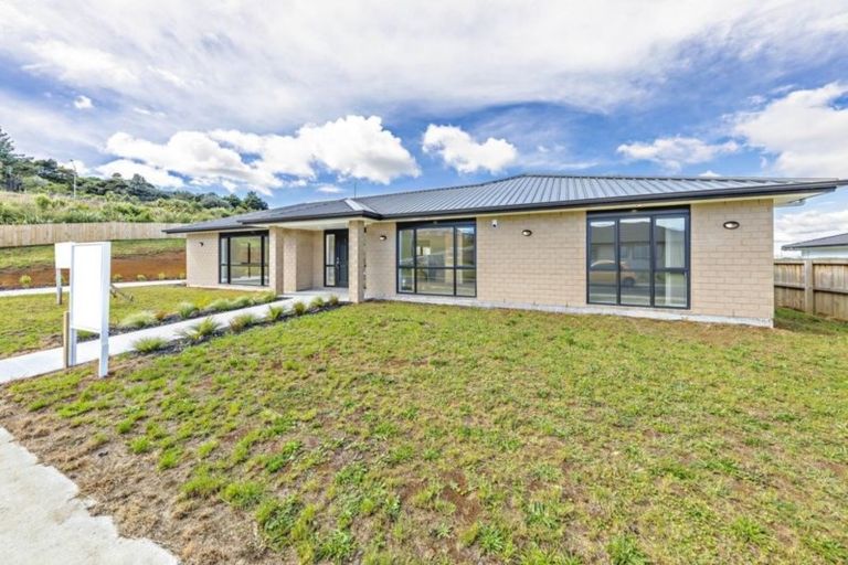 Photo of property in 4 Kirklee Lane, Pokeno, 2402