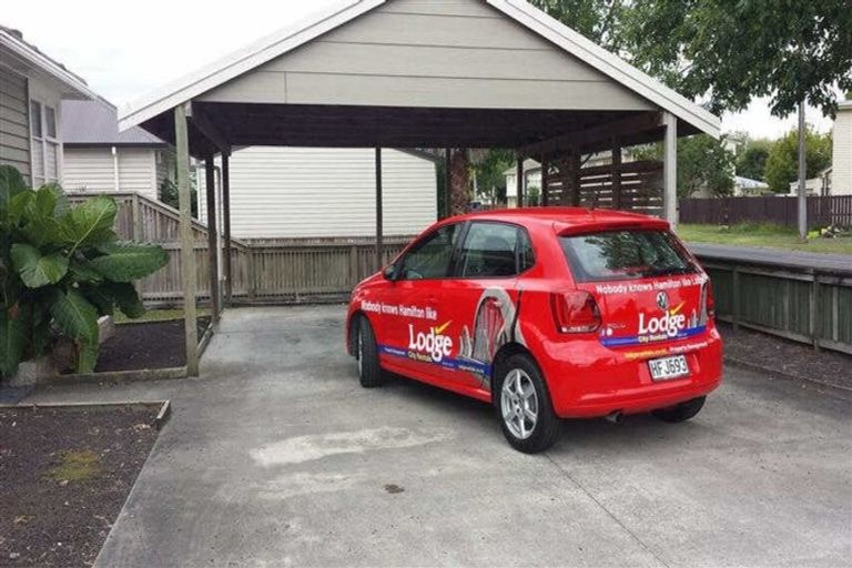 Photo of property in 19 Old Farm Road, Hamilton East, Hamilton, 3216