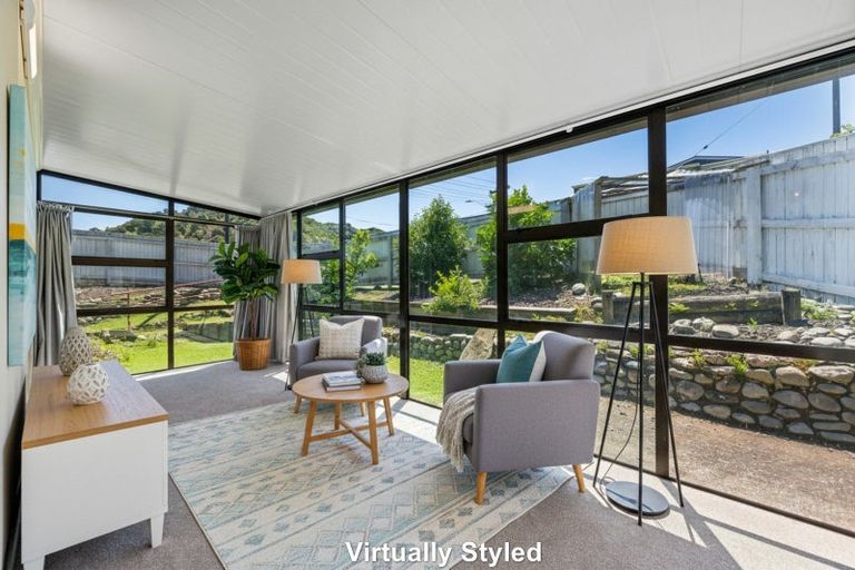 Photo of property in 62 Waikawa Road, Picton, 7220