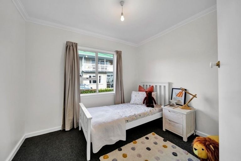 Photo of property in 92 South Road, Blagdon, New Plymouth, 4310