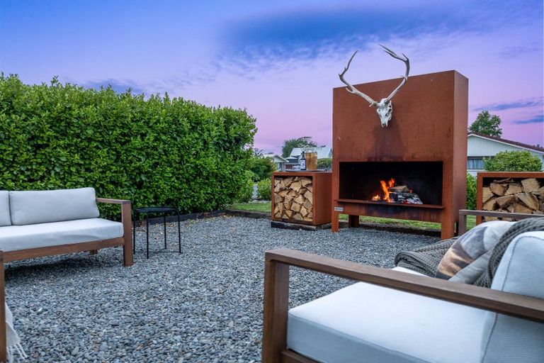 Photo of property in 37 Sheridan Crescent, Leamington, Cambridge, 3432