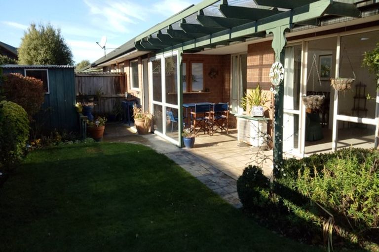 Photo of property in 2/29 Loughton Street, Burwood, Christchurch, 8083