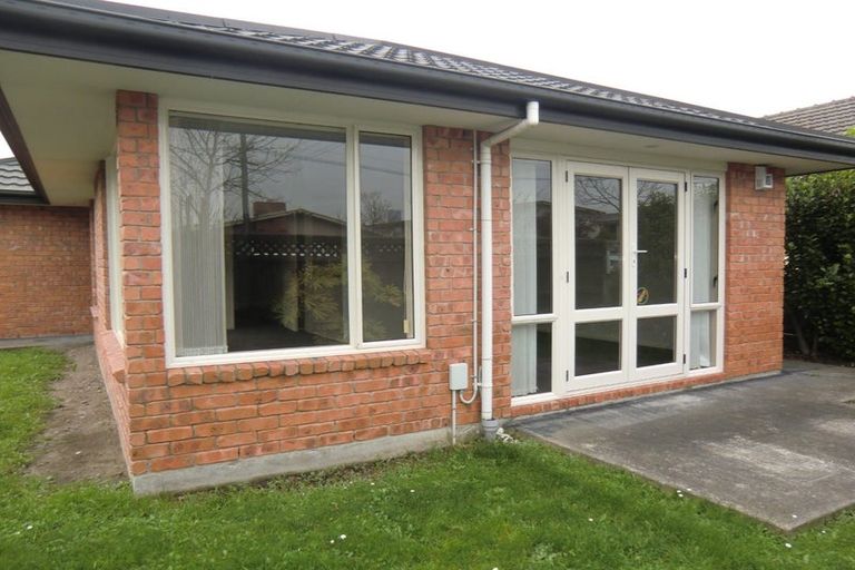 Photo of property in 4/30 Newnham Terrace, Upper Riccarton, Christchurch, 8041