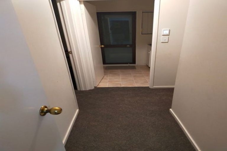Photo of property in 4/60 Nikau Street, New Lynn, Auckland, 0600