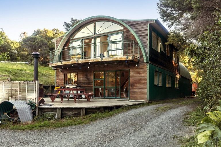 Photo of property in 50 Scott Road, Stanmore Bay, Whangaparaoa, 0932