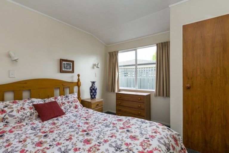 Photo of property in 61a Napier Road, Havelock North, 4130