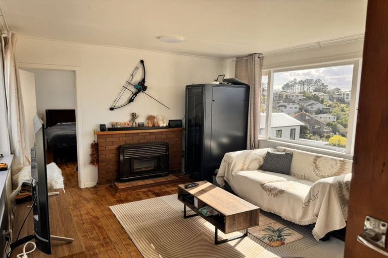 Photo of property in 903 East Coast Road, Northcross, Auckland, 0632