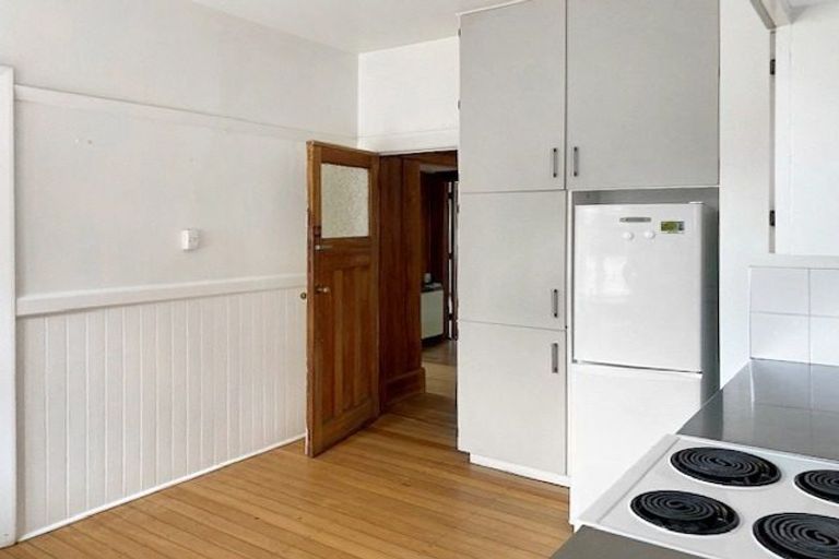 Photo of property in 2 Thornton Street, Darfield, 7510