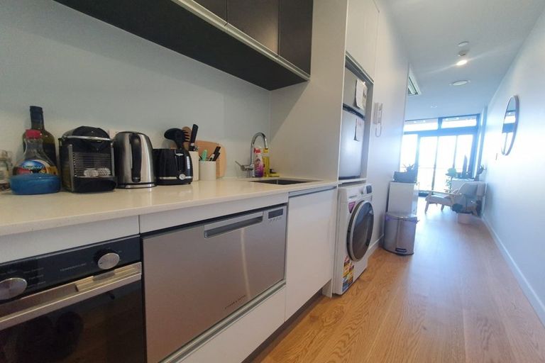Photo of property in Frank Sargeson Apts, 106/80 Anzac Street, Takapuna, Auckland, 0622