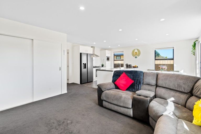 Photo of property in 100 Hagart-alexander Drive, Mosgiel, 9024