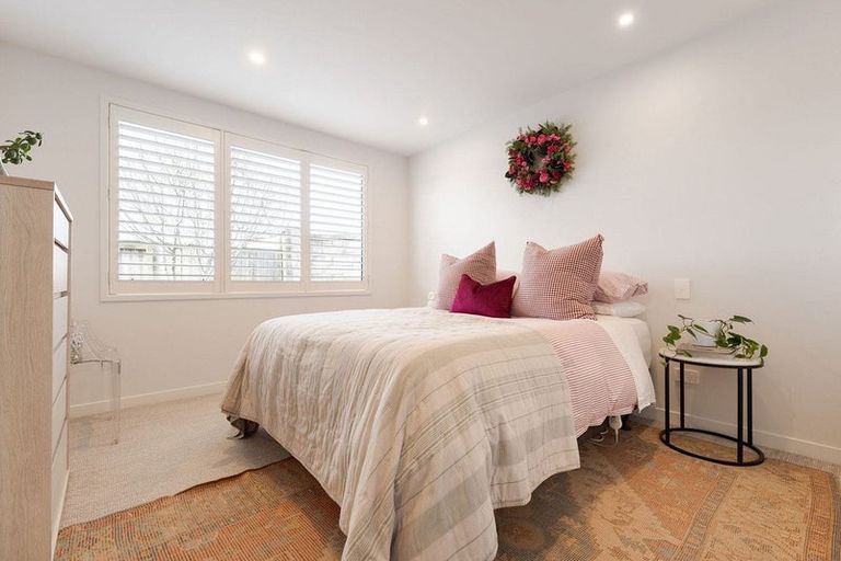 Photo of property in 16 Saint Thomas Avenue, Pyes Pa, Tauranga, 3112