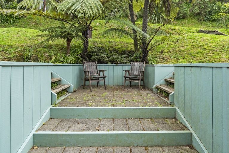 Photo of property in 19 Camellia Terrace, Maungaraki, Lower Hutt, 5010