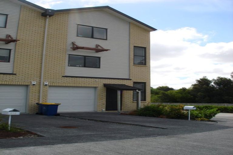 Photo of property in St Claire Village, 213/172 Mcleod Road, Te Atatu South, Auckland, 0610
