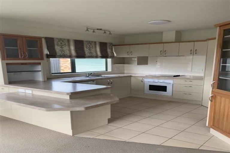 Photo of property in 10 Lewis Way, Poraiti, Napier, 4112