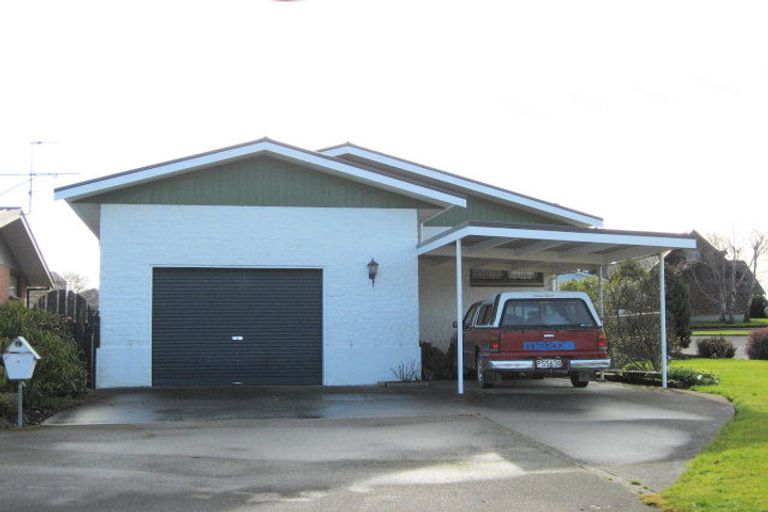 Photo of property in 8 Waterford Drive, Winton, 9720