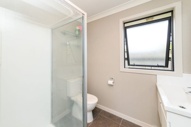 Photo of property in 57 Chestnut Close, Kelvin Grove, Palmerston North, 4414