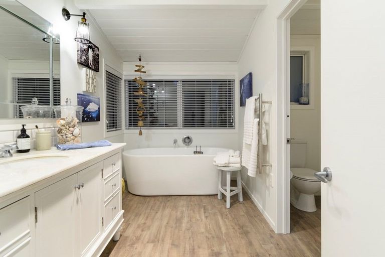 Photo of property in 12 Lindoch Avenue, Te Puna, Tauranga, 3174