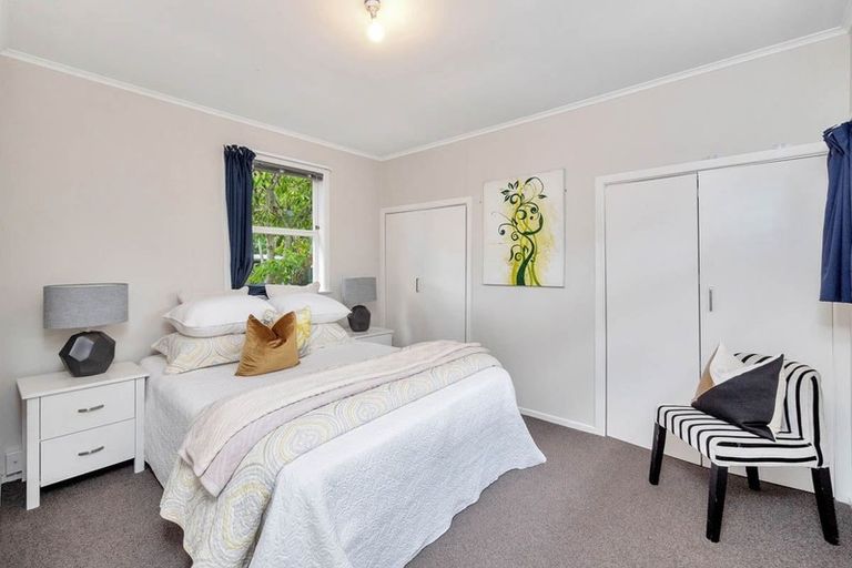 Photo of property in 398 West Coast Road, Glen Eden, Auckland, 0602