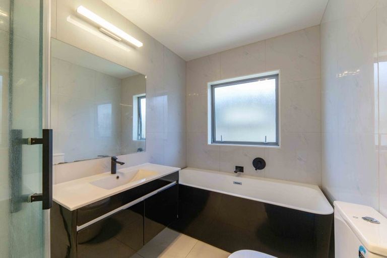 Photo of property in 45 North Ridge Drive, Rototuna North, Hamilton, 3210