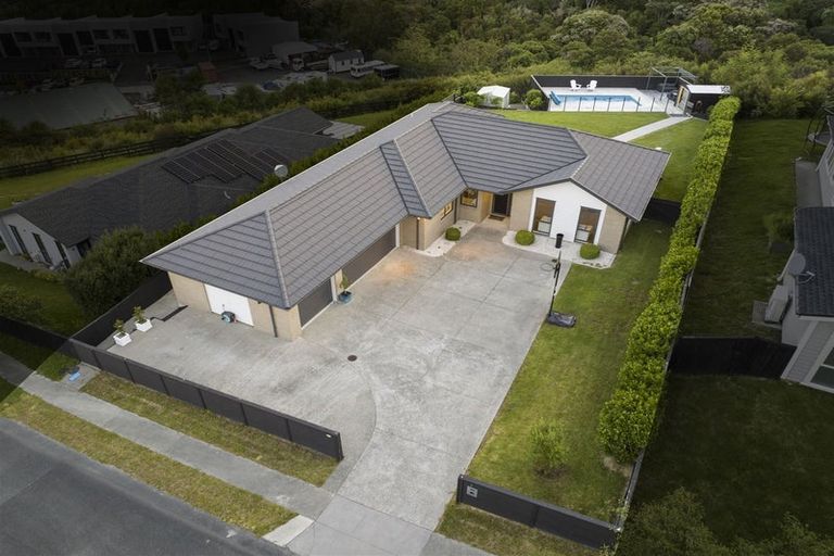 Photo of property in 6 Tirohanga Crescent, Stanmore Bay, Whangaparaoa, 0932