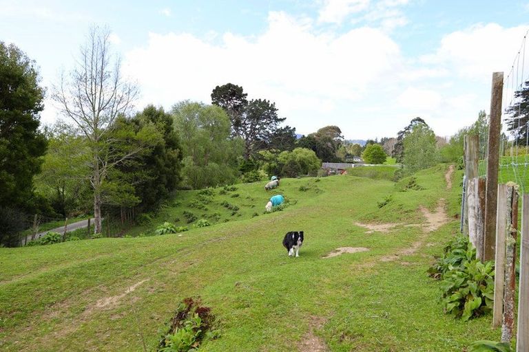 Photo of property in 33 Ratadale Road, Reikorangi, Waikanae, 5391