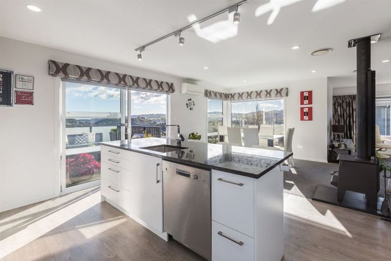 Photo of property in 62 Endeavour Drive, Whitby, Porirua, 5024