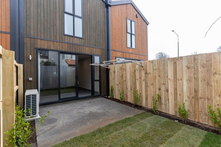 Photo of property in 2/266 Armagh Street, Christchurch Central, Christchurch, 8011