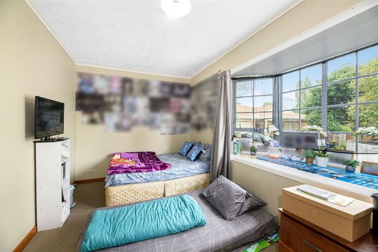 Photo of property in 8 Christina Avenue, Te Atatu South, Auckland, 0602