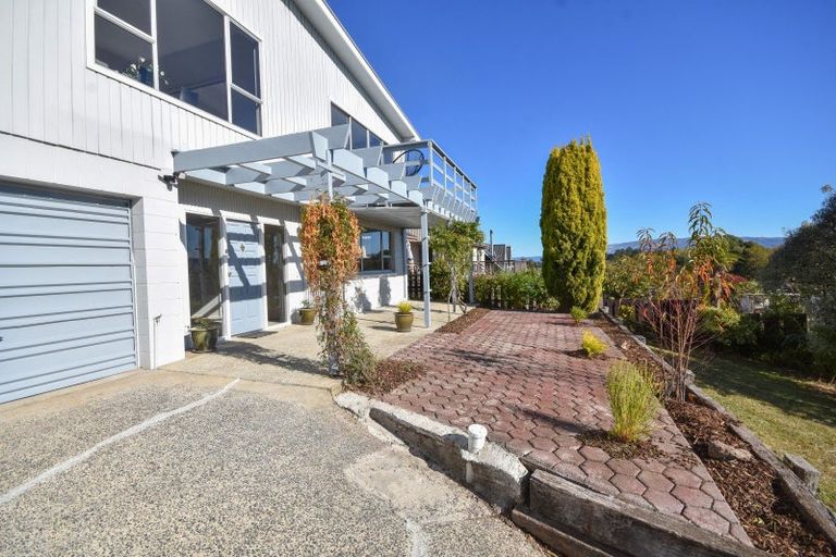 Photo of property in 17 Gebbie Street, Kinmont Park, Mosgiel, 9024