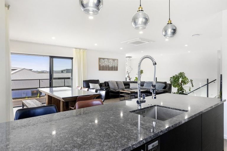 Photo of property in 72 Harakeke Drive, Wharewaka, Taupo, 3330