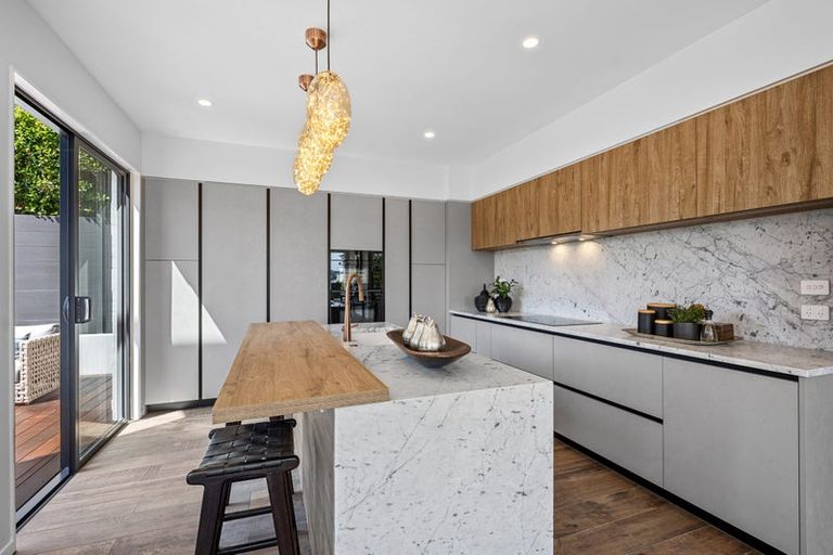 Photo of property in 12a Eric Price Avenue, Takapuna, Auckland, 0620