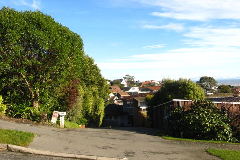 Photo of property in 25 Takahe Drive, Cashmere, Christchurch, 8022