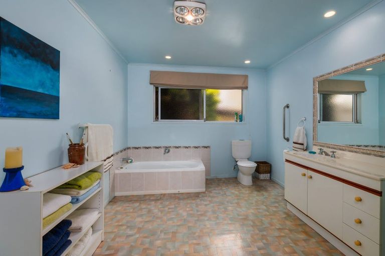 Photo of property in 37 Access Road, Kerikeri, 0230