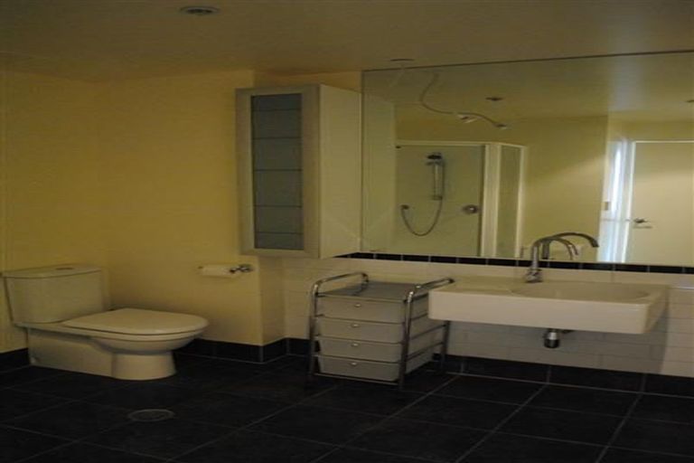 Photo of property in 6a/123 Molesworth Street, Thorndon, Wellington, 6011