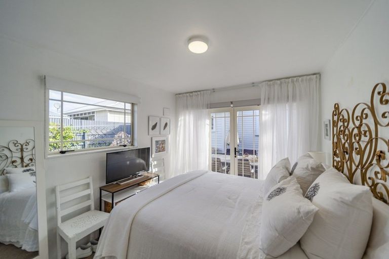 Photo of property in 192 Wellesley Road, Napier South, Napier, 4110