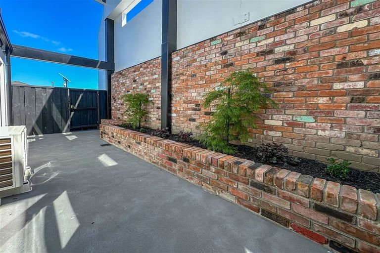 Photo of property in 4/91 Avalon Street, Richmond, Christchurch, 8013