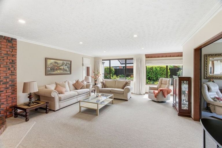 Photo of property in 12 Swithland Place, Avonhead, Christchurch, 8042