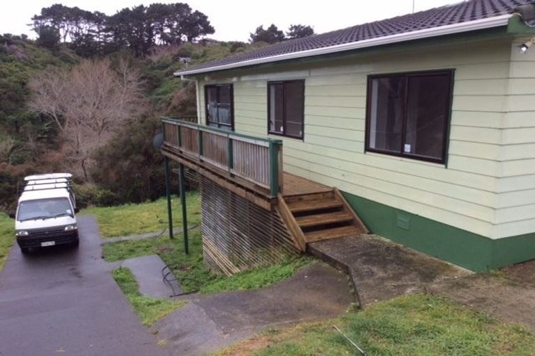 Photo of property in 26 Bellona Place, Cannons Creek, Porirua, 5024