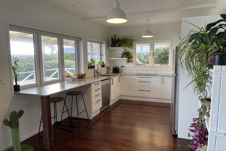 Photo of property in 10 Tizard Road, Birkenhead, Auckland, 0626