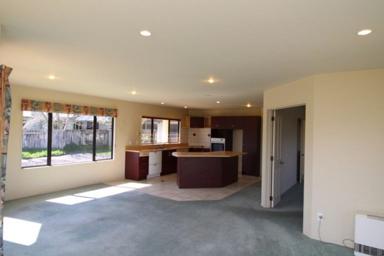 Photo of property in 36d Shelter Grove, Frankleigh Park, New Plymouth, 4310