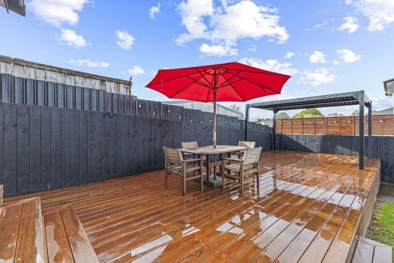 Photo of property in 141b Henderson Valley Road, Henderson, Auckland, 0612