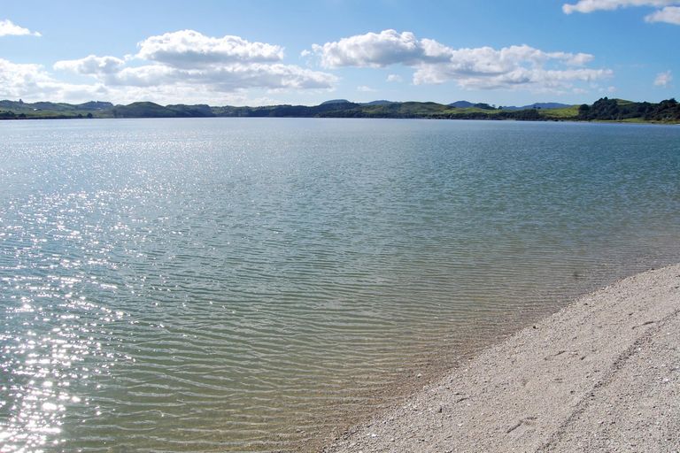 Photo of property in 18a Salt River View Road, Kaiwaka, 0573