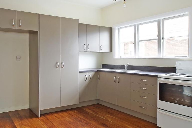 Photo of property in 258 College Street, West End, Palmerston North, 4412