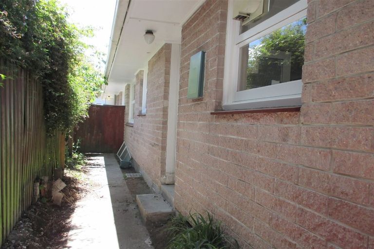 Photo of property in 2/35 Carlton Mill Road, Merivale, Christchurch, 8014