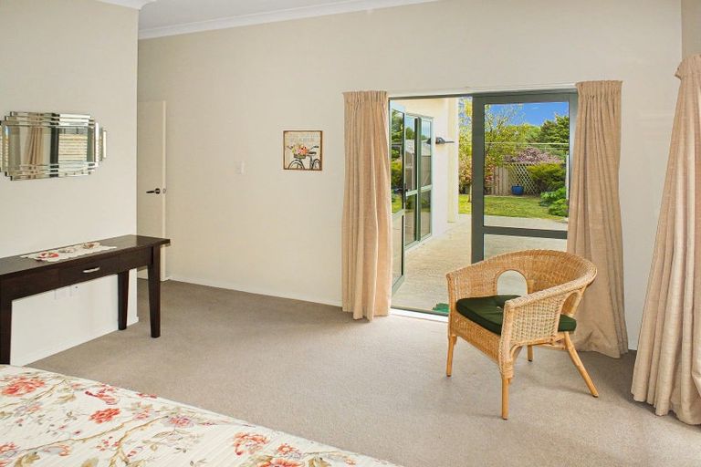 Photo of property in 14 Clyde Street, Foxton, 4814