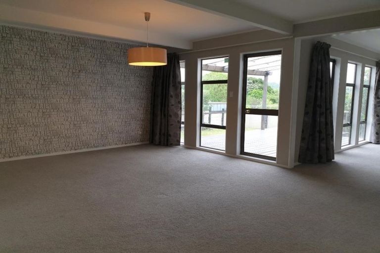 Photo of property in 36 Tweed Road, Papakowhai, Porirua, 5024