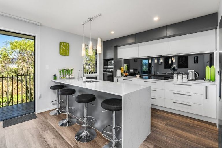 Photo of property in 19 Whitburn Avenue, Halswell, Christchurch, 8025